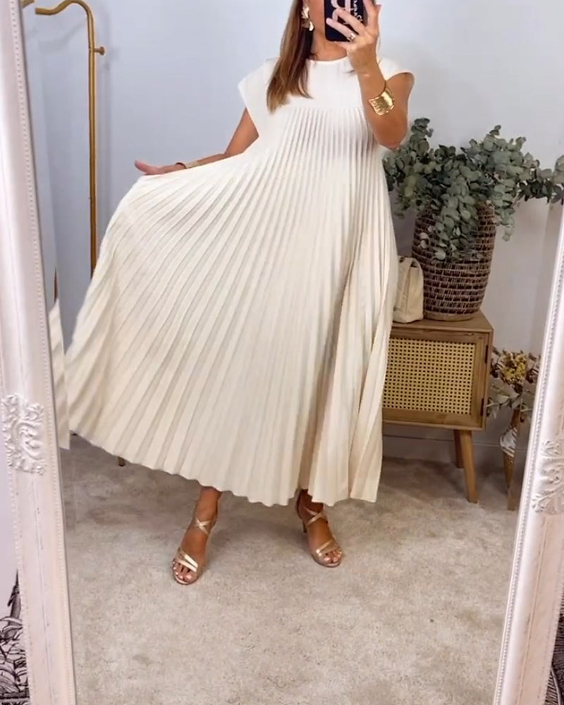 Sleeveless pleated simple solid colour dress