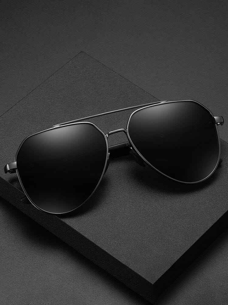 Modische runde Sonnenbrille mit Quersteg und polarisierten Gläsern