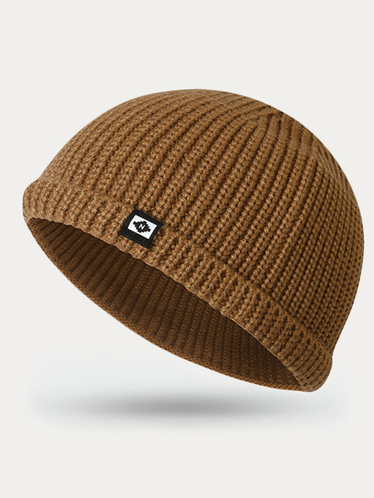 Modische warme Strickmütze