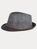 Eleganter Fedora aus geflochtenem Stroh