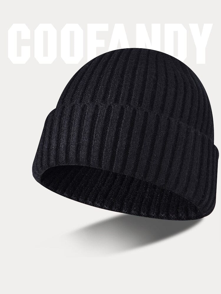 Minimalistische Strickmütze mit Umschlag