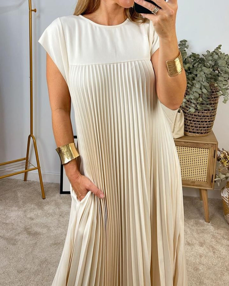 Sleeveless pleated simple solid colour dress